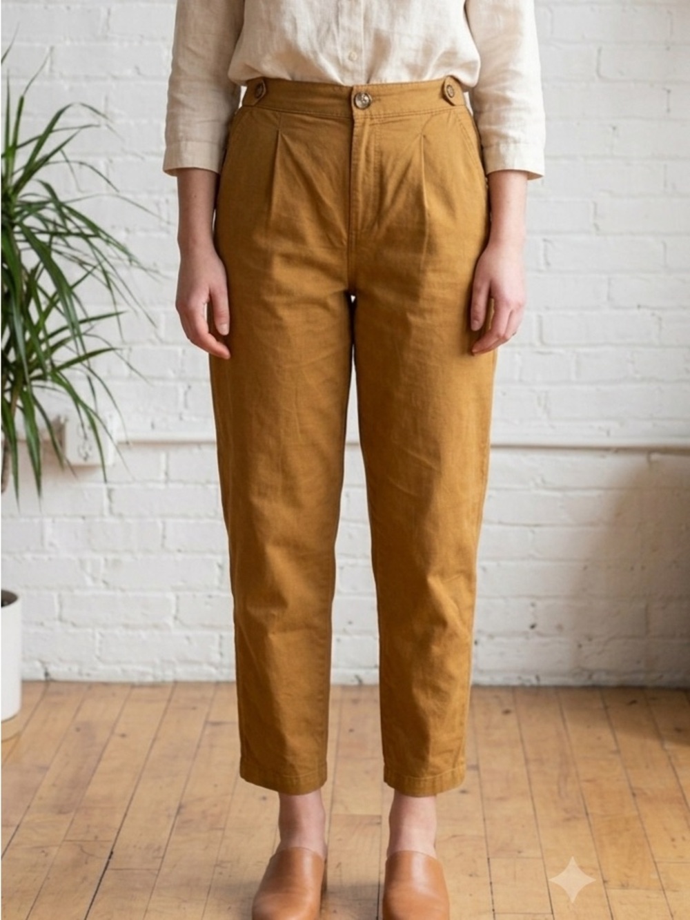 LOFT Khaki High Rise Button Detail Casual Pants Size 4
